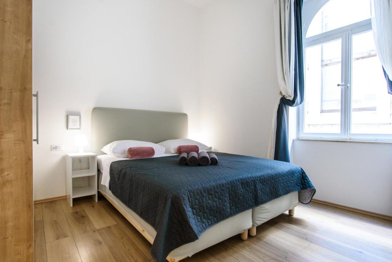Street Buzz Old Town Apartment By Duhomes Ντουμπρόβνικ Εξωτερικό φωτογραφία